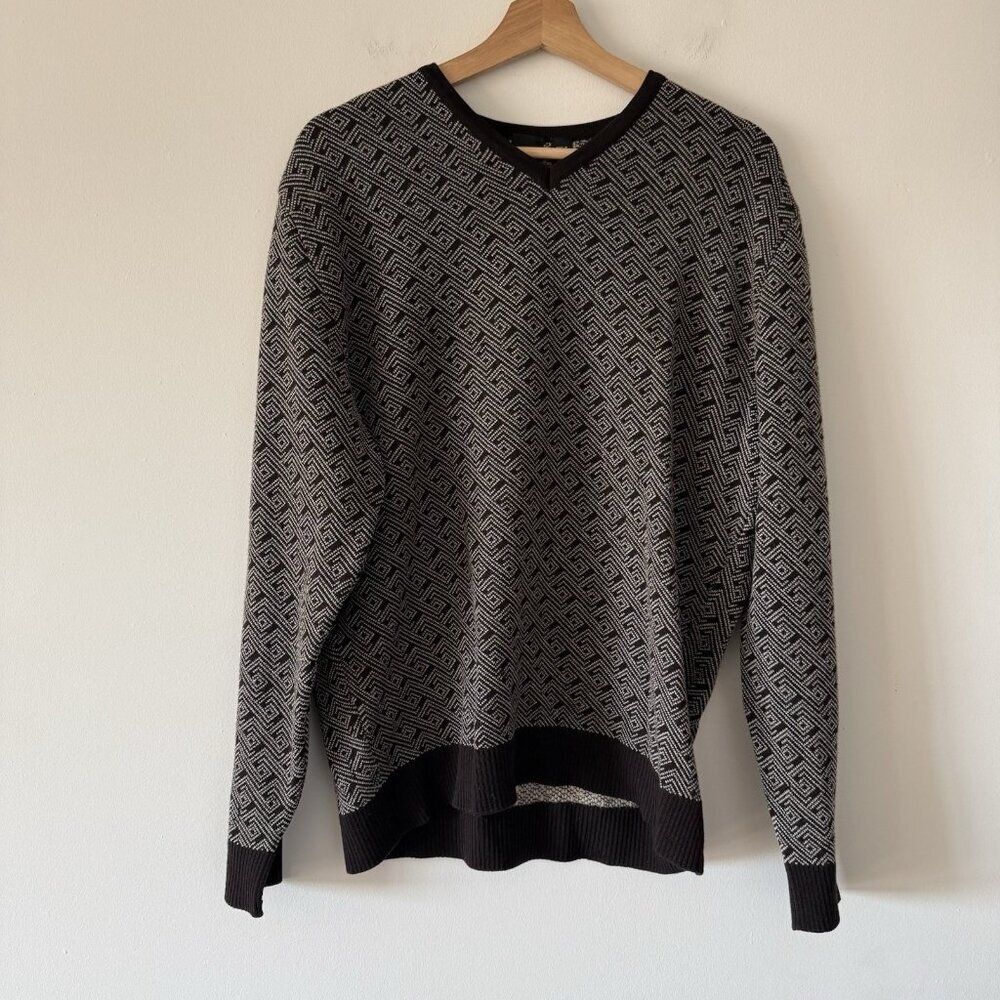 Hugo Boss Virgin Wool V-Neck Sweater Size XL Geometric HOLES NO‎ RETURNS!!